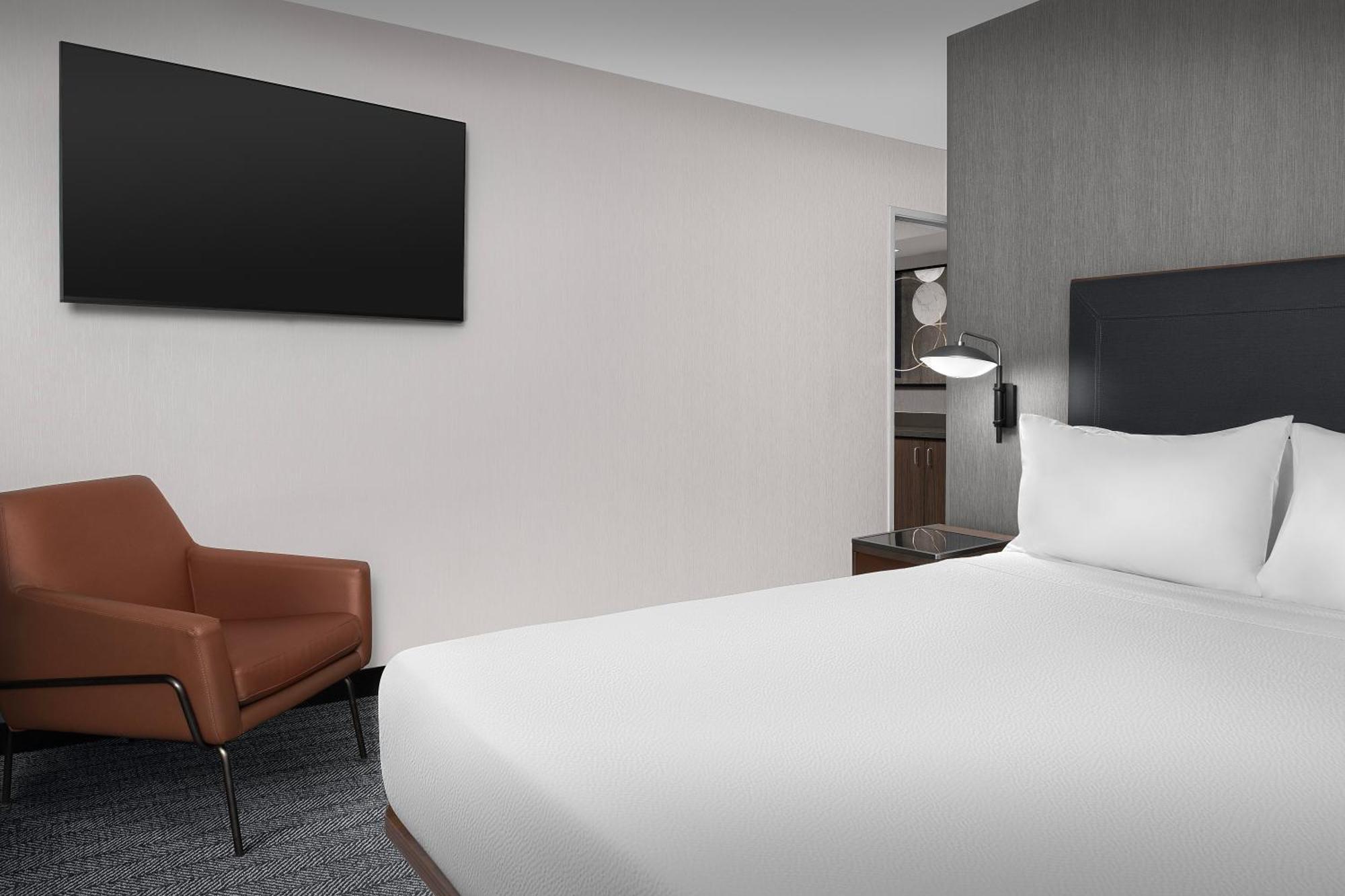 Courtyard By Marriott Portland Tigard Hotel Exterior photo